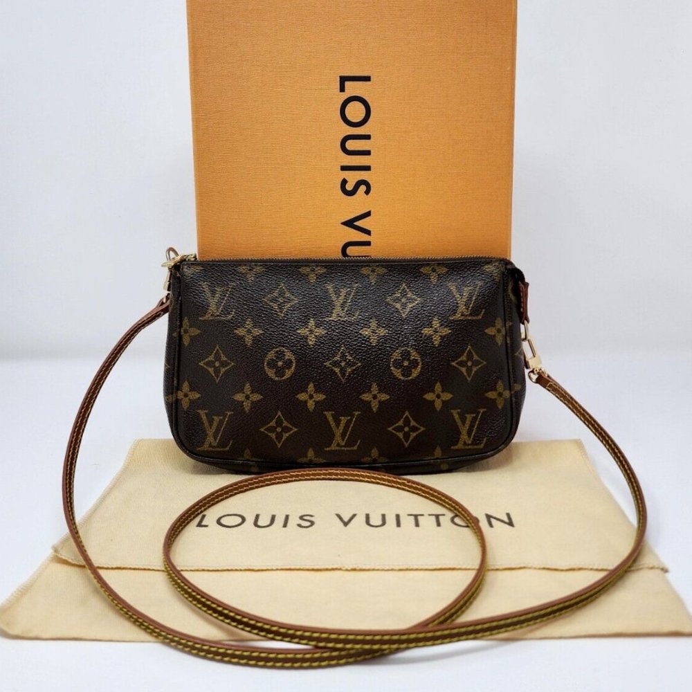 Louis Vuitton Monogram Pochette Accessories Pouch Brown Canvas